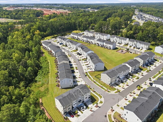 Building Photo - 1204 Lily Loch Wy