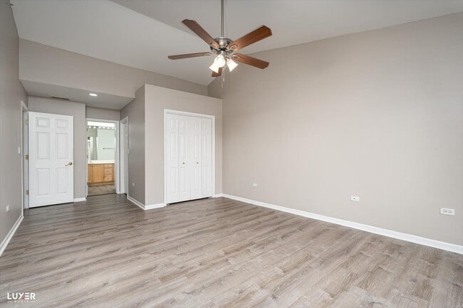 Building Photo - 7424 Lincoln Ave