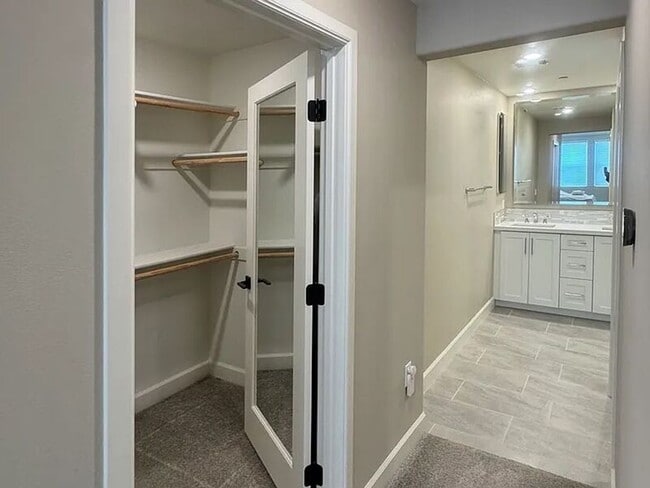 Building Photo - 16750 Coyote Bush Dr