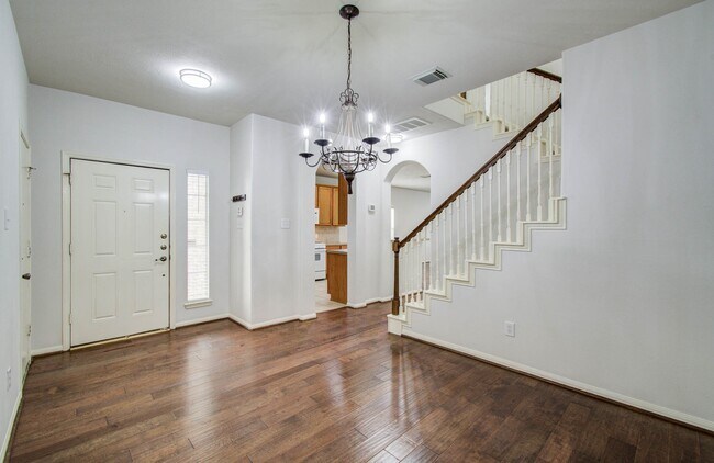 Building Photo - 14543 Bergenia Dr
