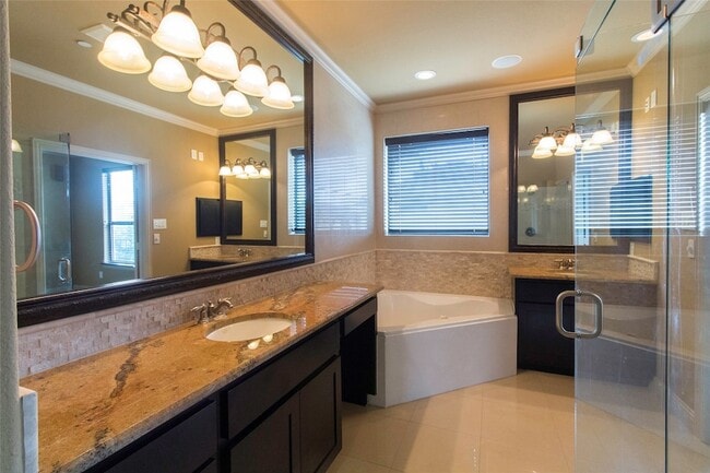 Building Photo - 7416 Bishop Rd