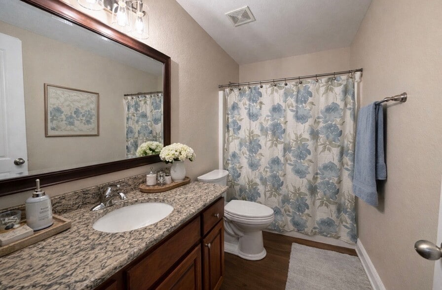 Building Photo - 211 Pinque Coat Ct