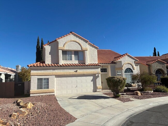 Building Photo - Lakes Community - 2 Story Home with upstairs  3 Bed w/ Loft and Pool Spa ( Sahara at S.Grand Cany...