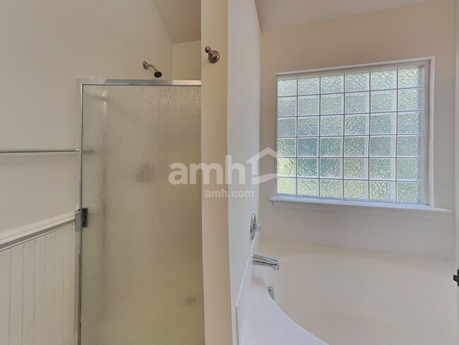 Building Photo - 3900 Arbor Creek Ct