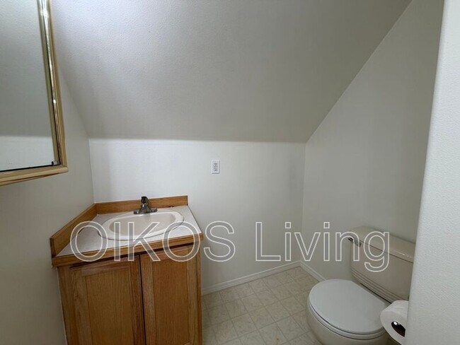 Building Photo - 2323 E 68th Ave