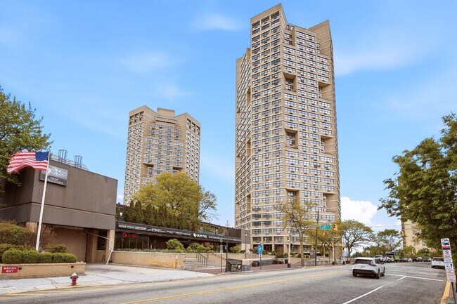Building Photo - 7000 JFK Blvd E