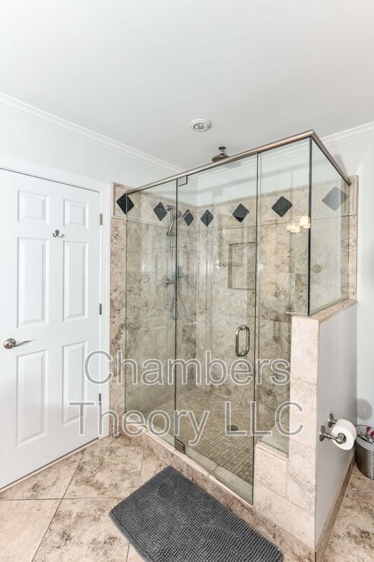 Building Photo - 3061 N Oakland St