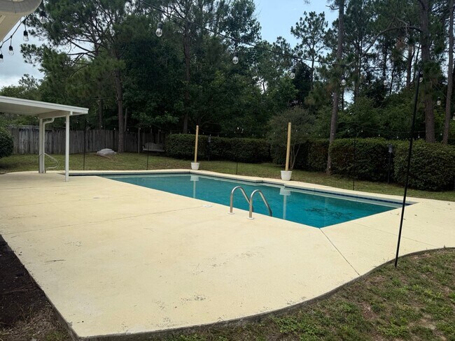 Building Photo - Your Own Backyard Oasis – 3 Bedroom Pool Home in South Crestview!