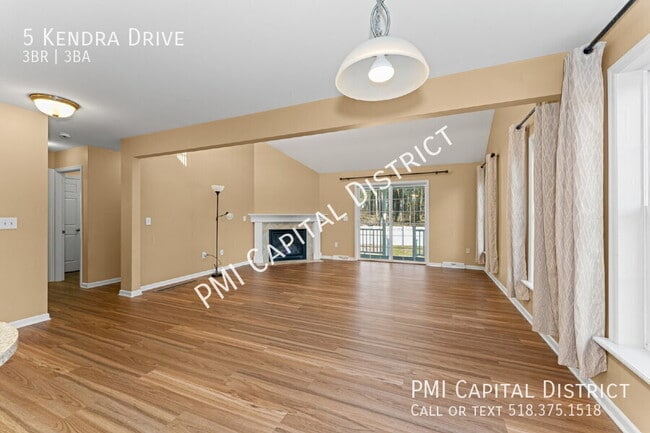 Building Photo - 5 Kendra Dr