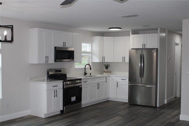 Building Photo - 9312 Bahia Rd