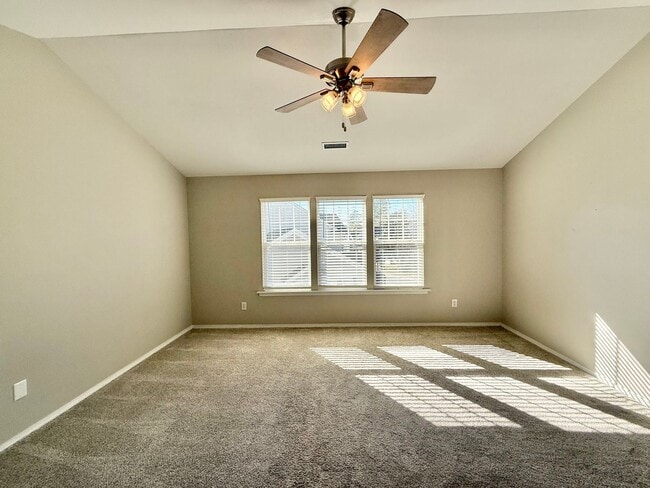 Building Photo - Stunning 2BD, 2.5BA Morrisville Home in a Prime Location Near Interstates, RDU Airport, and RTP