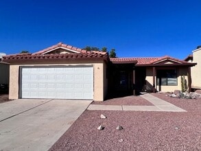 Building Photo - 3BR 2Ba Remodeled with Yard and Garage