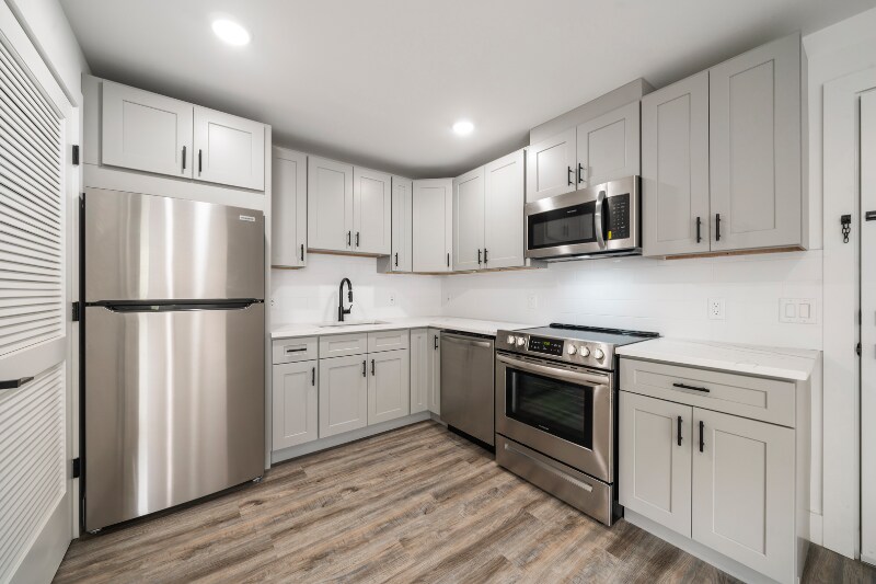 Building Photo - 242 Spring St