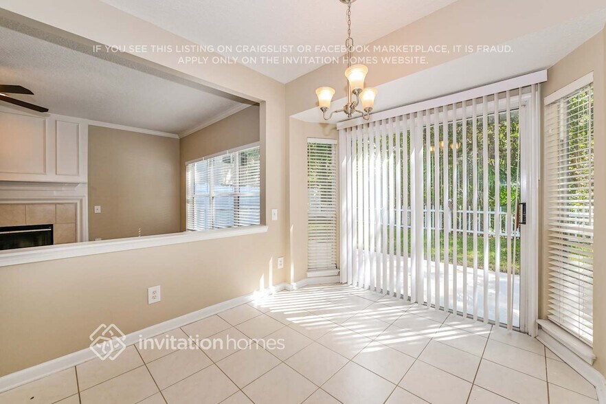 Building Photo - 8519 Glenbury Ct N