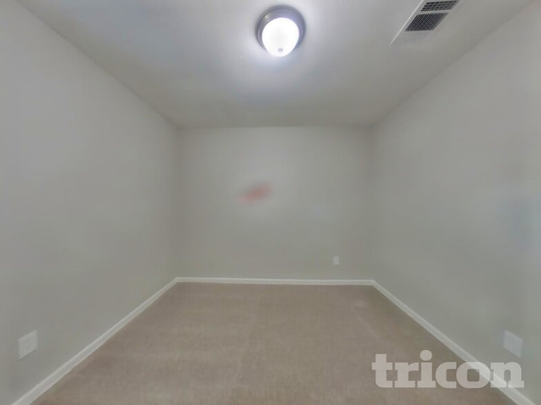 Building Photo - 11054 Spottswood Dr