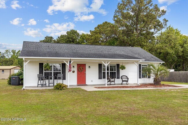 Building Photo - 177 Avis Dr