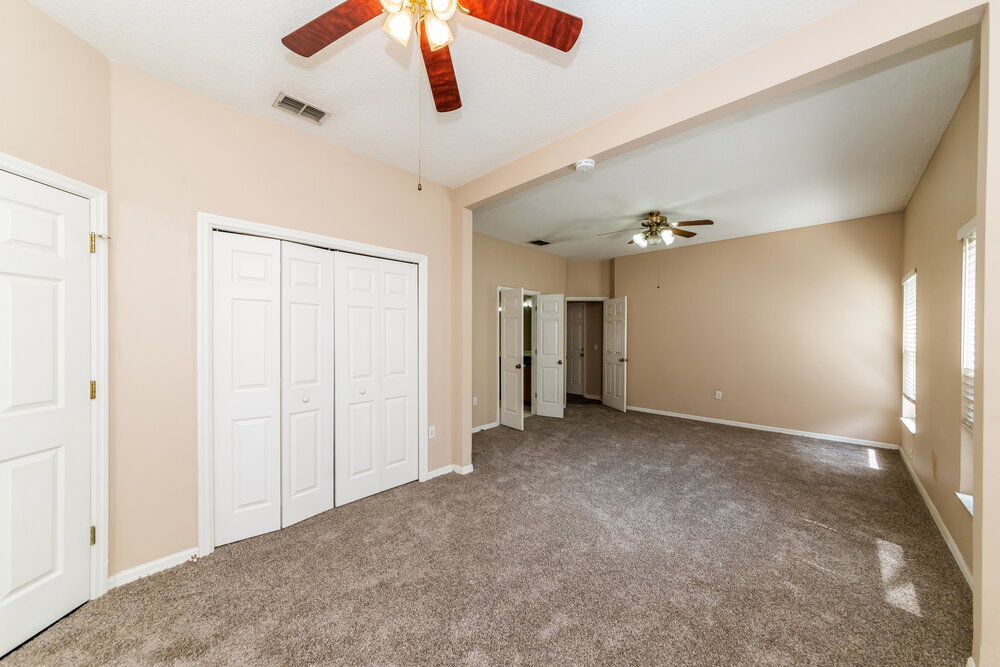 Building Photo - 12336 Hollybush Terrace