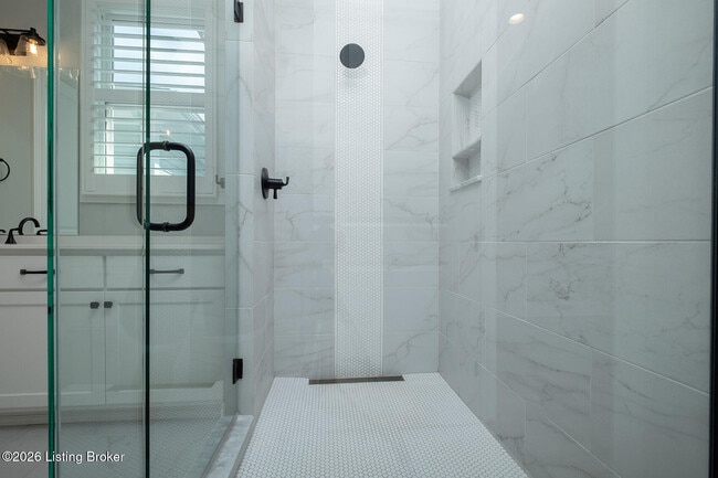 Building Photo - 6024 Passionflower Dr