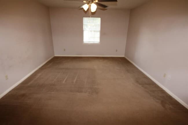 Building Photo - 6907 Dartford Ct