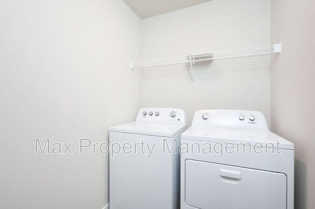 Building Photo - 5607 153rd St