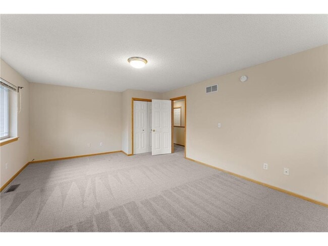 Building Photo - 14975 Pinto Ln