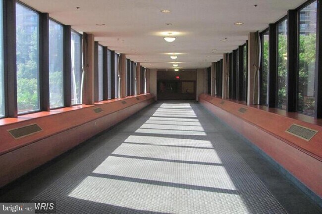 Building Photo - 5505 Seminary Rd
