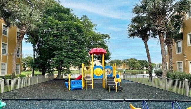 Building Photo - 2120 W Preserve Way