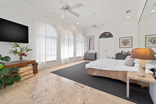 Building Photo - 3399 70th Ln N