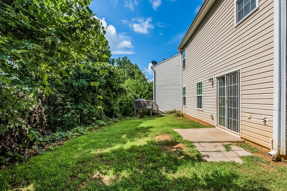 Building Photo - 2740 Mayfair Dr