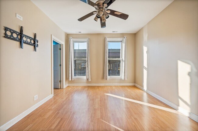 Building Photo - 1815 S Ruble St