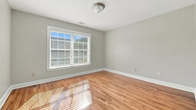 Building Photo - 812 Westin Ct