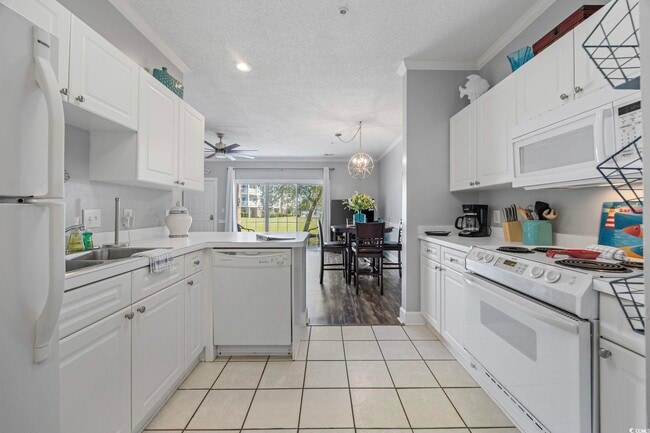 Building Photo - 4846 Carnation Cir