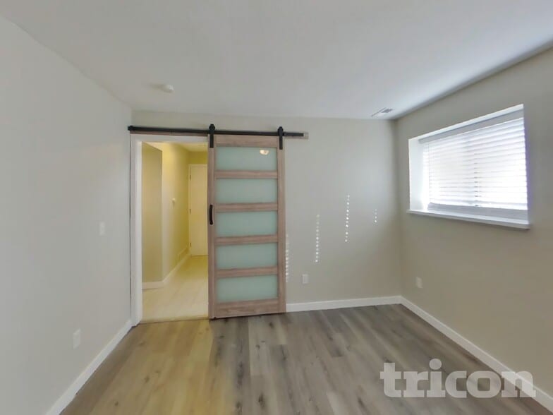 Building Photo - 33641 26th Ct SW