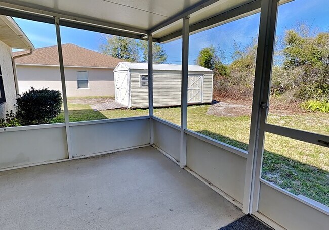 Building Photo - 2772 Sweet Springs St