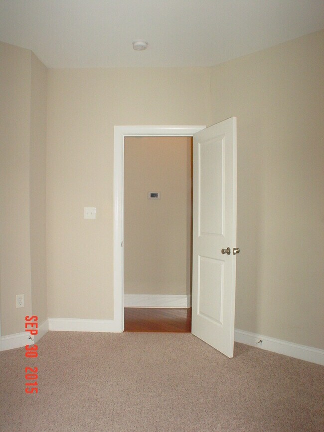 Building Photo - 124 Hurdle Ln