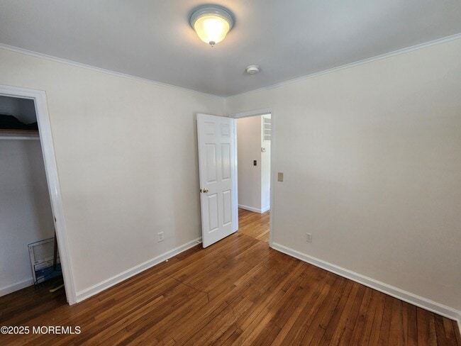 Building Photo - 21 Coolidge Dr