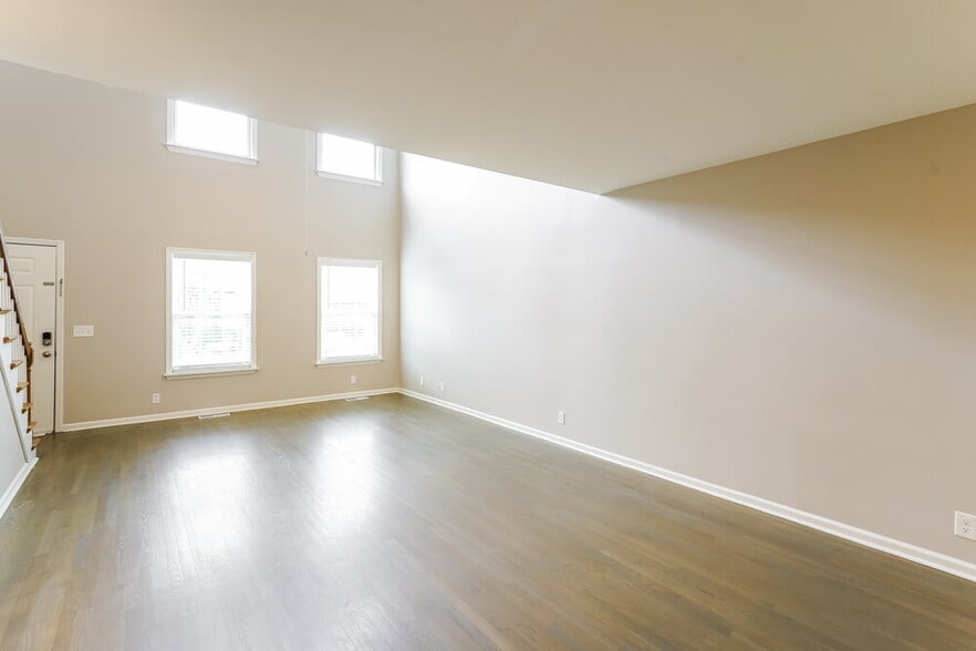 Building Photo - 1212 Orchard Mountain Ct