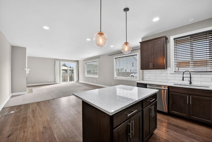 Building Photo - 14210 57th Ave E