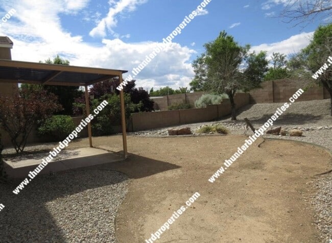 Building Photo - 6505 Sonrisa Pl NE