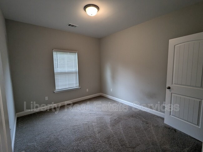 Building Photo - 172 Taylors Crk Dr