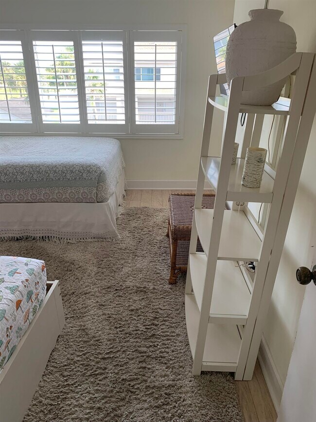 Building Photo - 8130 A1A S