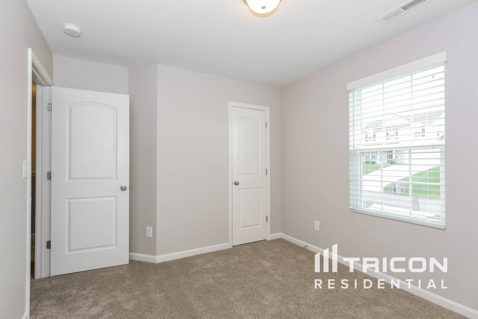 Building Photo - 117 Maple Crest Dr