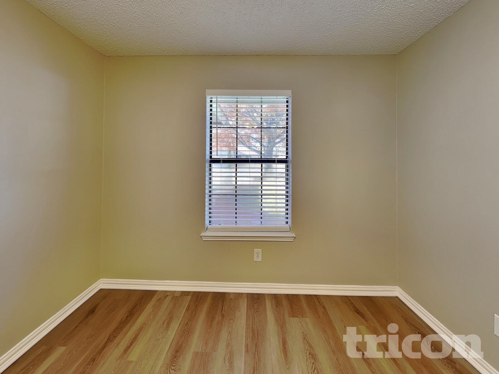 Building Photo - 6211 Minuteman Ln