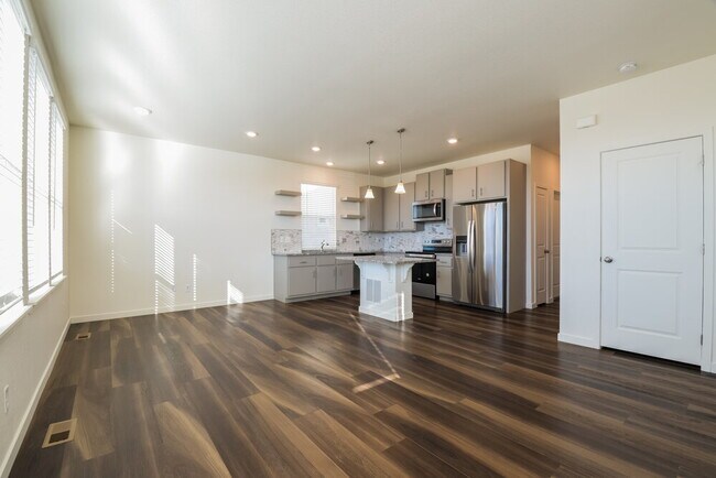 Building Photo - 4724 N Tower Ct
