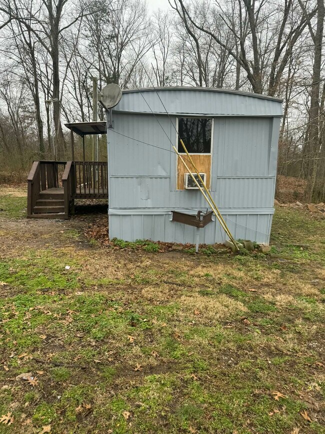 Building Photo - 1380 Mapleash Ave