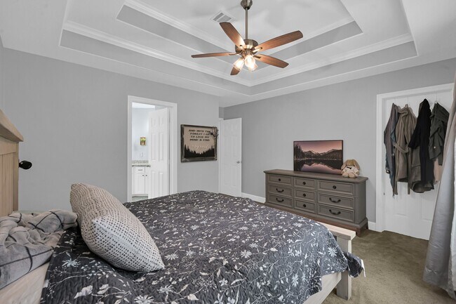 Building Photo - 22806 Lantana Dr