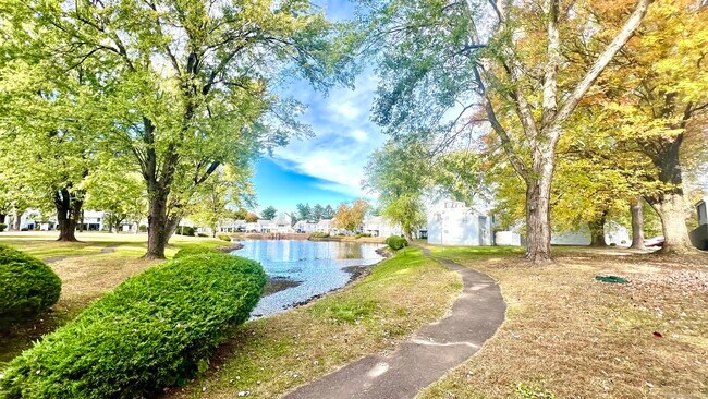 Building Photo - 1 Cinnamon Spring