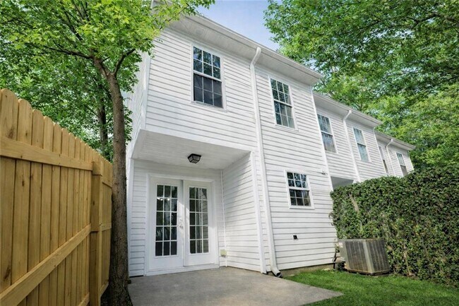 Building Photo - 6512 Wellington Chase Ct