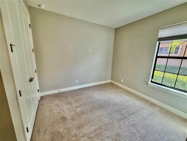 Building Photo - 8724 Bellussi Dr