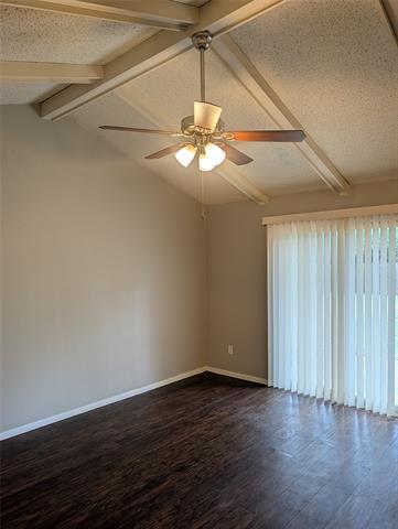 Building Photo - 633 Christie Ct